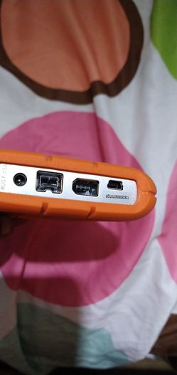 Portable hard drive 300 GB