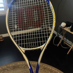 Tennis racket