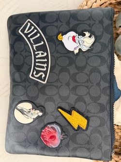 Disney × Coach Large Pouch 30 With Villains Mot