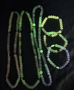 Glow N Dark Stretchy Necklace & Bracelet Sets