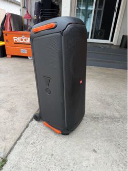 JBL Party Box 710