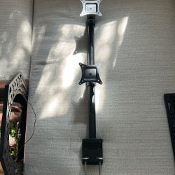 Duel Monitor Mount 