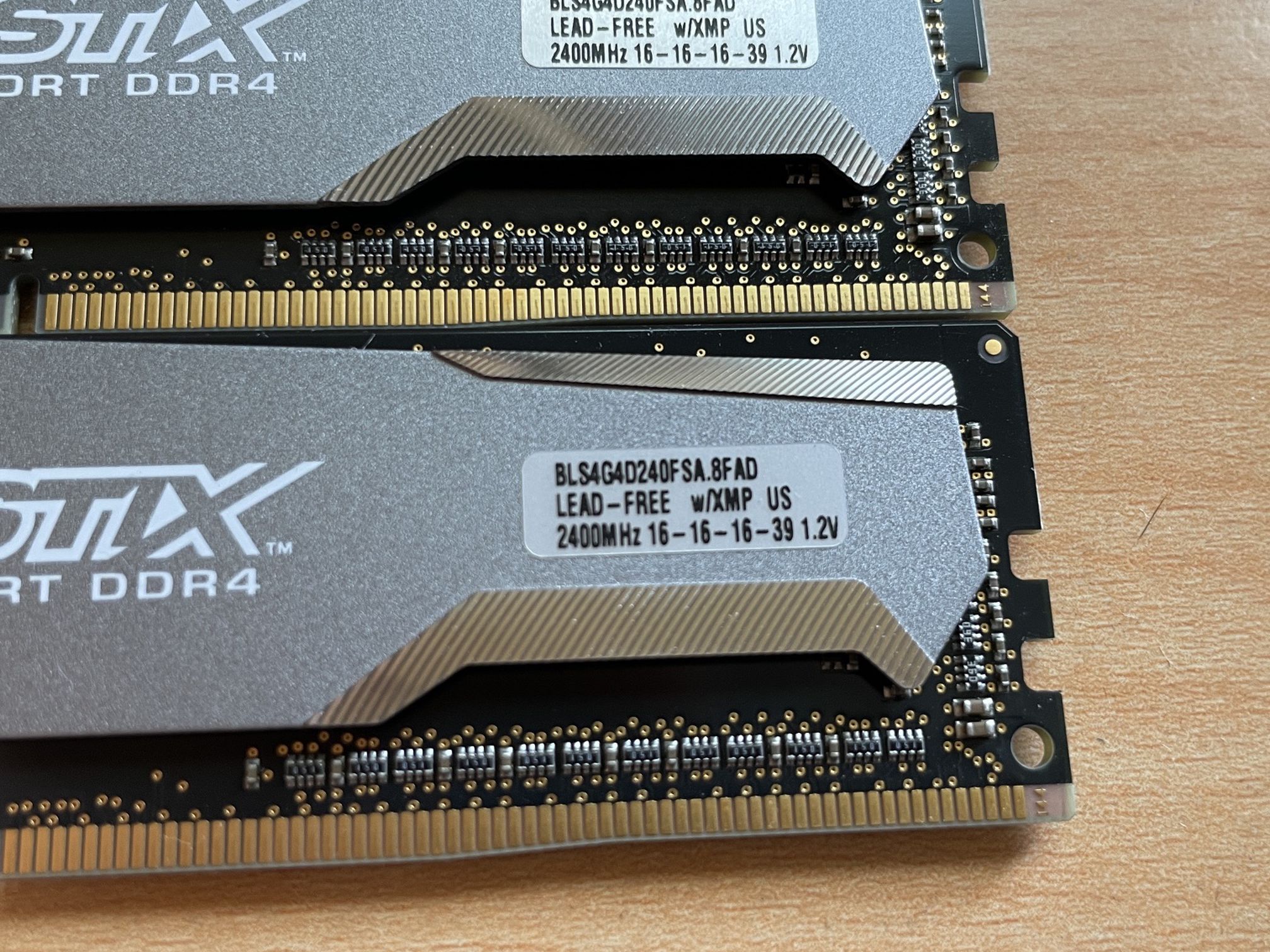 Crucial Ballistix 4 X 4GB DDR4 2400MHz