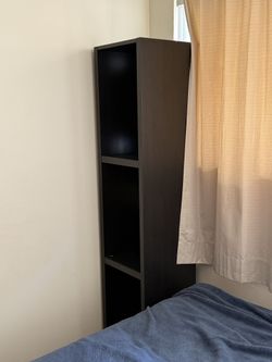 Ike Bookshelf