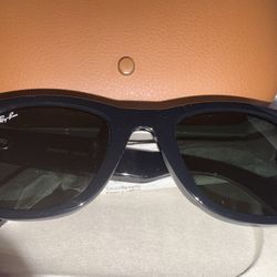 NEW / Never Used Ray-Ban Meta Gen 1 Wayfarer 