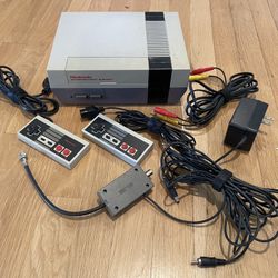 Original Nintendo Entertainment System (NES) With Games