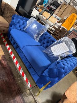 Velvet Sofa new couch 🛋️