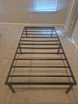 Black Metal Platform Bed Frame