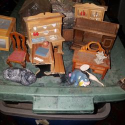 Doll House Furniture