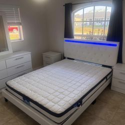 Bedroom Set - Juego De Cuarto 