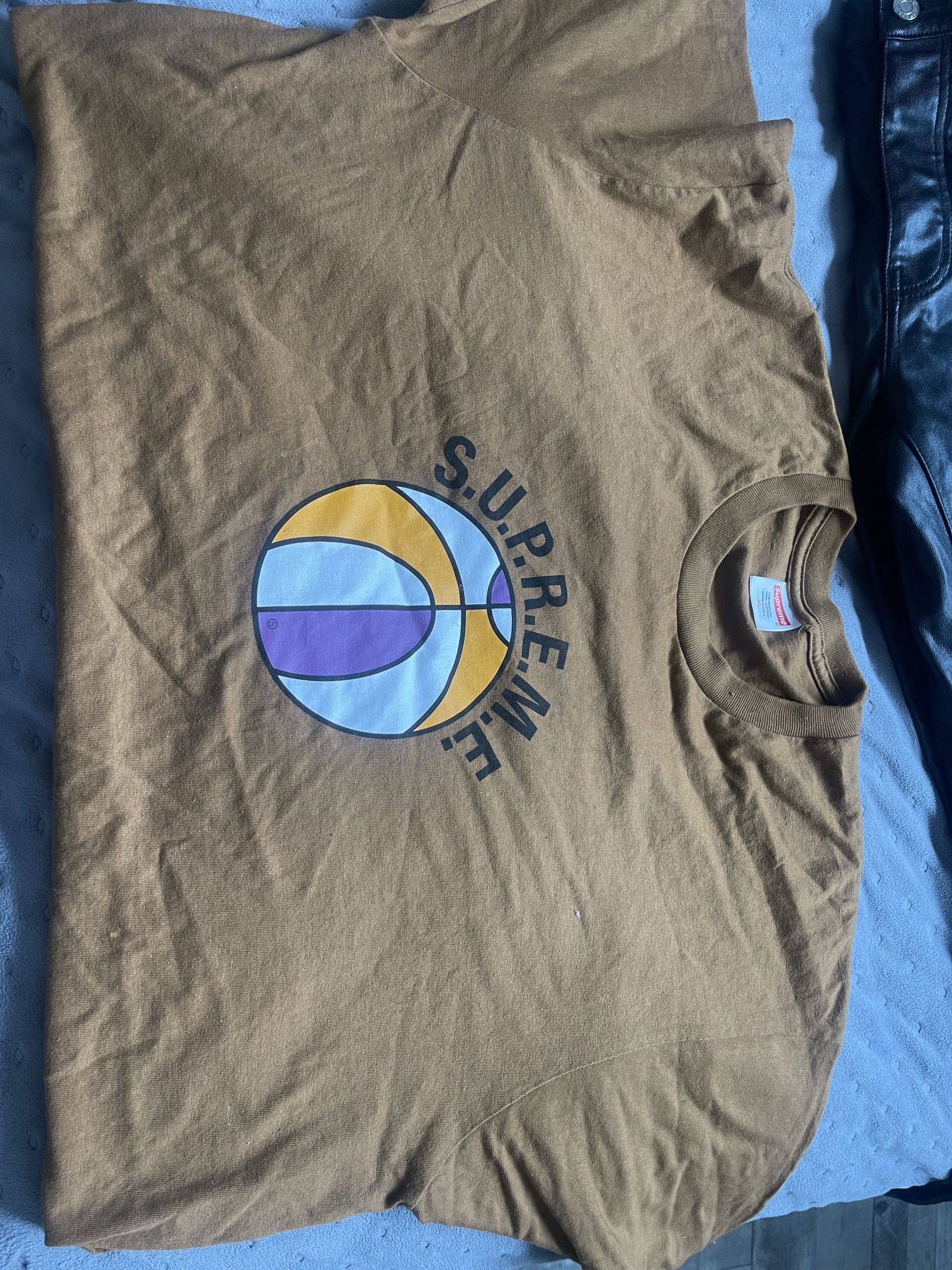 Supreme Shirt Xl