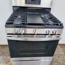 Delivery available nice stainless steel gas stove