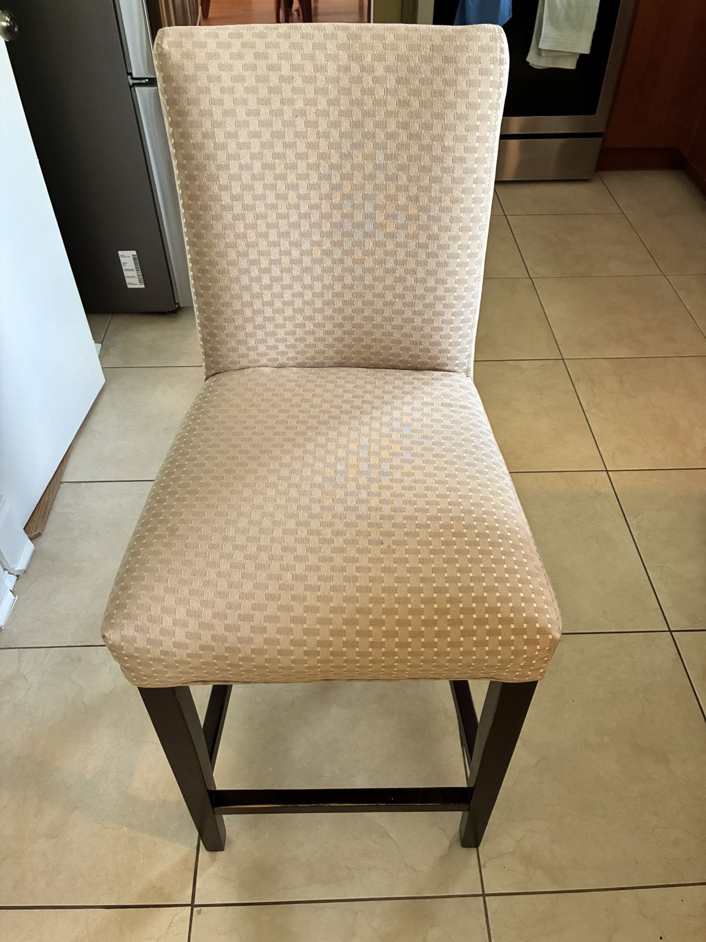 3 Barstools / Counter stools