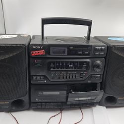 Sony CFD-560 Vintage 90's Bookshelf Boombox CD & Cassette Stereo System 