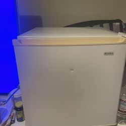 mini fridge $40 OBO