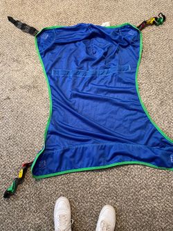 Full body sling for Hoyer lift