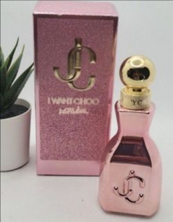 Jimmy Choo
 
I Want Choo With Love Eau de Parfum

1.3 fl  (3 available)