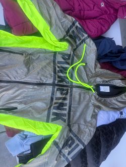 Wind breaker from pink size S