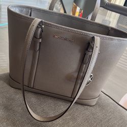 Michael kors grey tote And Wallet 