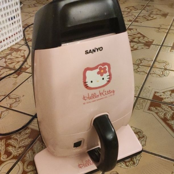 Ultra Rare Hello Kitty Sanyo Transformax Vacuum Cleaner