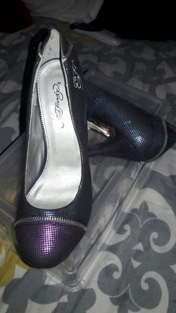 Ed hardy heels size 7 brand new with tag