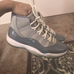 Jordan 11: Cool Grey