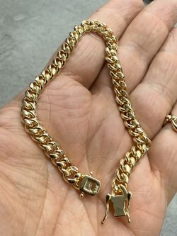 14k gold plated Miami Cuban bracelet🔥🔥🔥