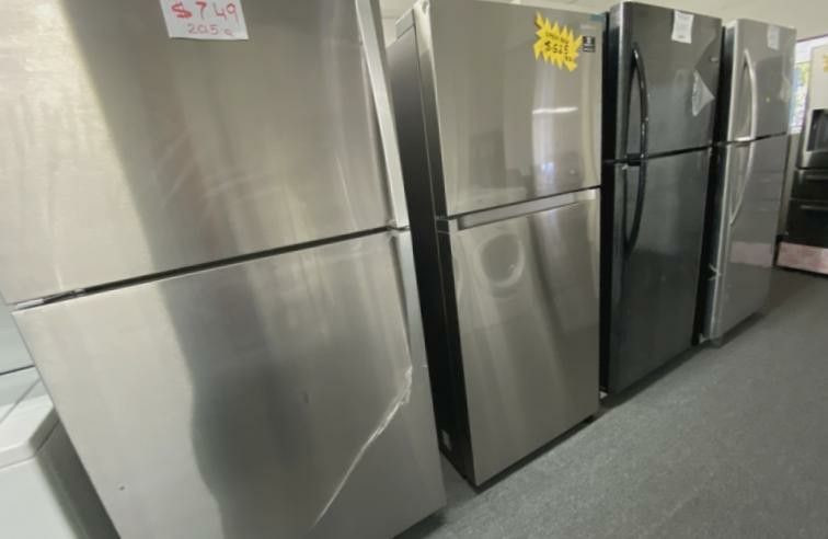 Virtual Appointment Available,Top Freezer Apartment Style Refrigerator