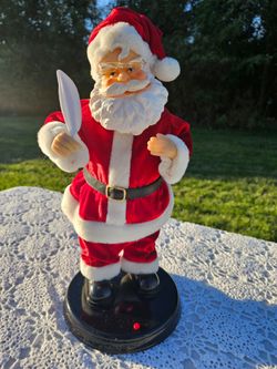 $15.00 - 1990's Christmas Animated & Singing/Talking Santa! Batteries Included! Whimsical - Family Treasure Must Have for the Holidays!