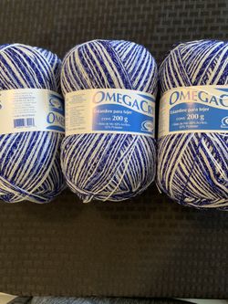 Estambre Cristal 200gr… Color Palo De Rosa Y Matizado Talavera$8.60precio Local X Pieza De 200gr, Puedo Enviar Con Costo Adicional X Envío.