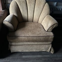 Swivel Chair 