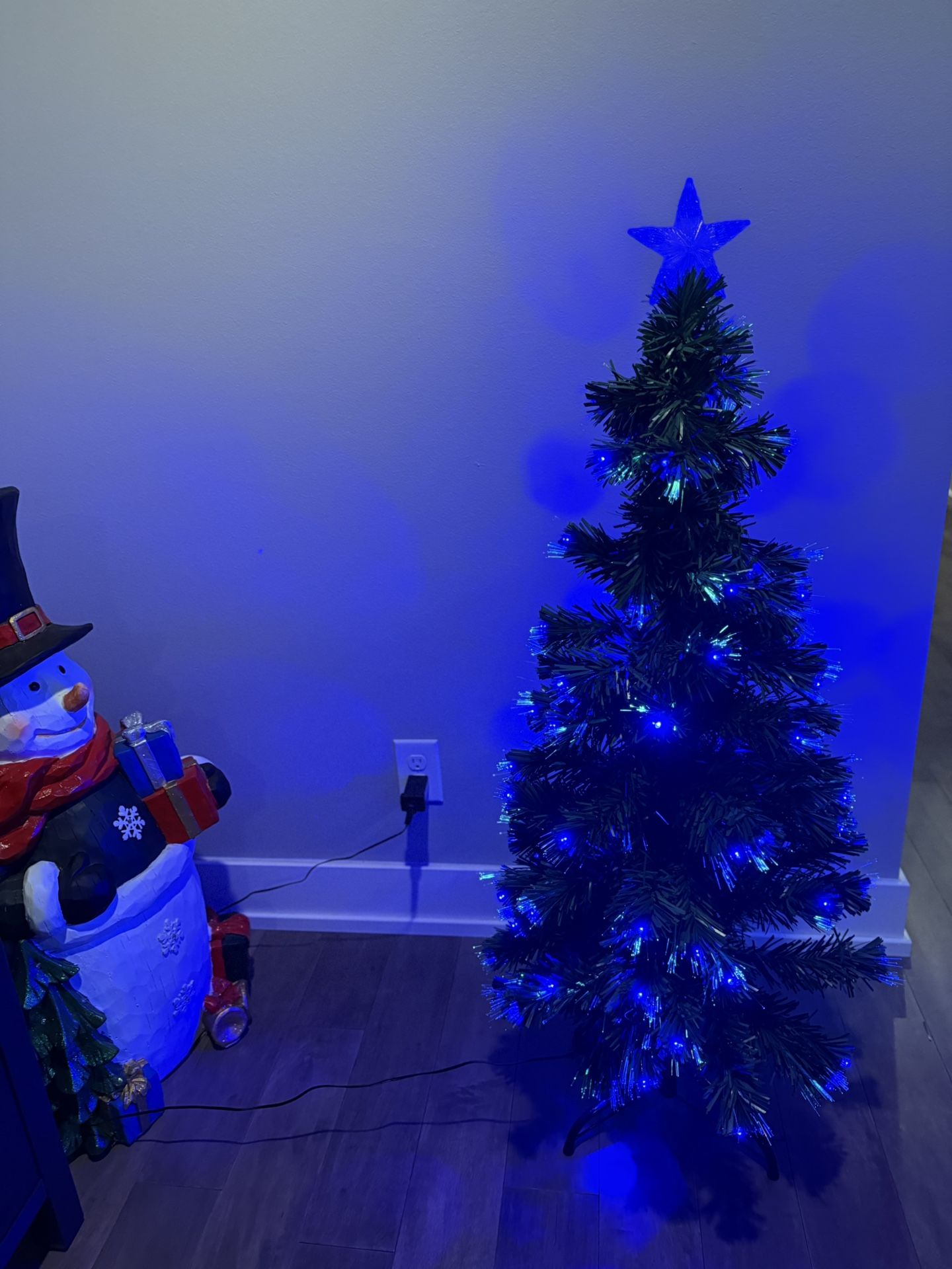 4 Foot Fiber Optic Christmas Tree Works Excellent