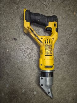 20 volts Dewalt metal cutter for sale Works Great