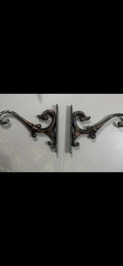 Vintage, Decortaive Scrolled Brass Wall Hangers