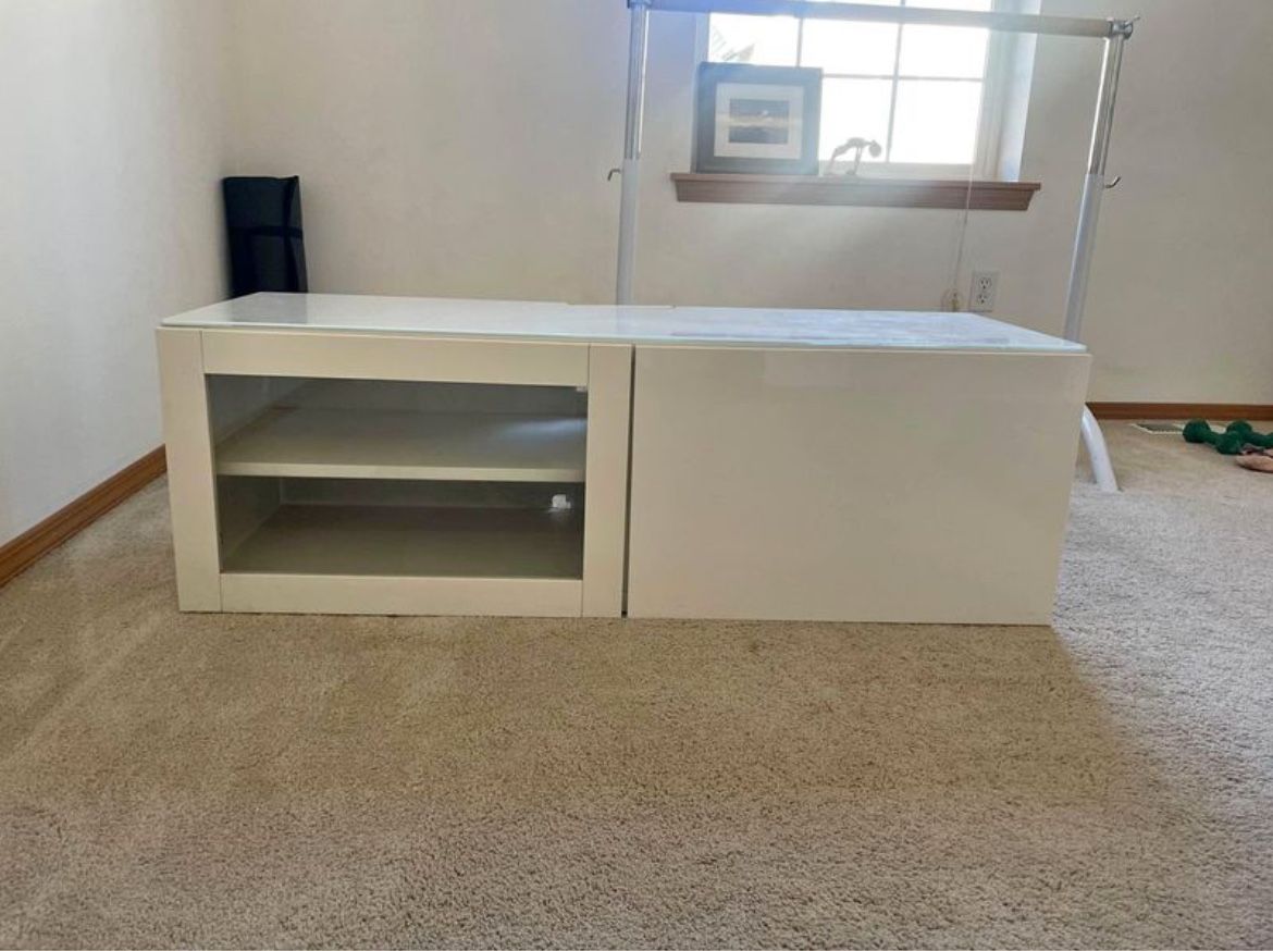 White glass top tv stand