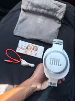 JBL Live 770nc