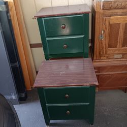 2 End Tables