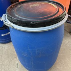 Blue Polyethylene Drum 15gal