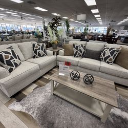 2 Pc Sofa And Loveseat 