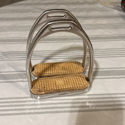 Coronet English Horse Saddle Stirrup Stirrups Irons 5”. With Pads