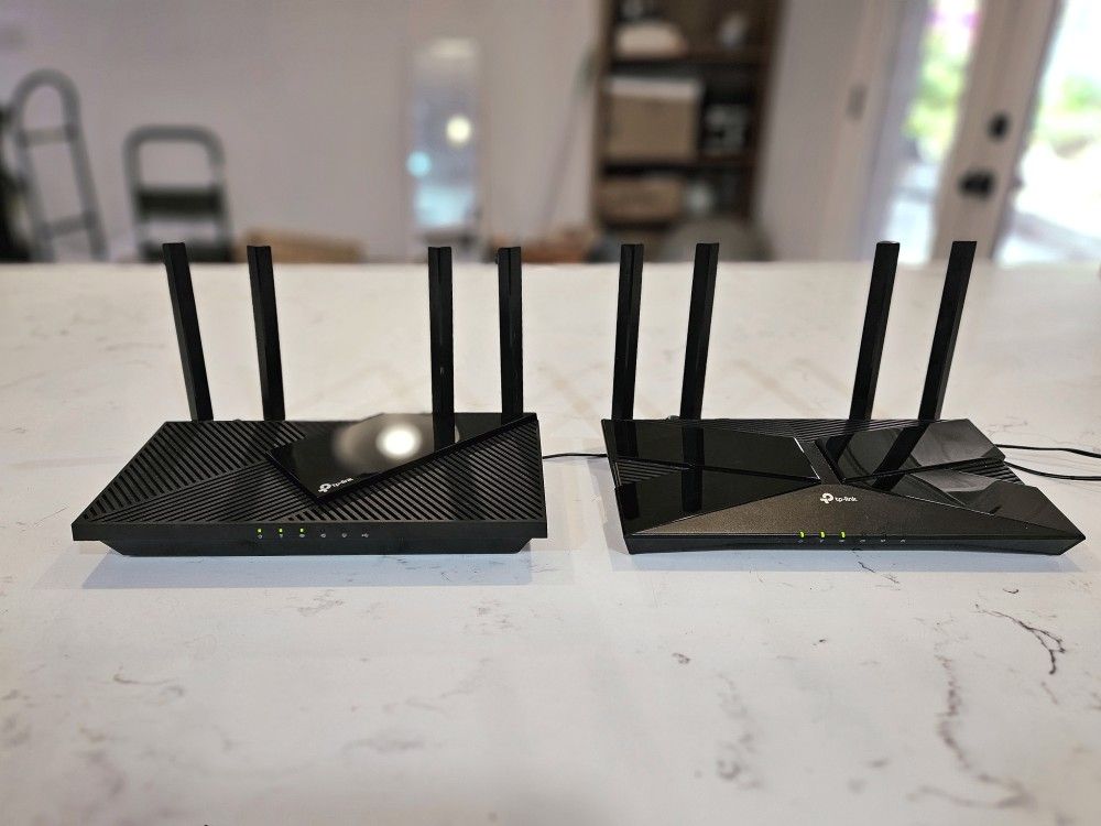 2 TP-Link Routers