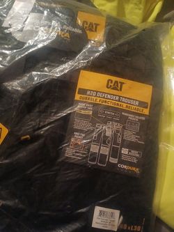 **MENS WORK PANTS N SHIRR NEW NEVER USED MAKE OFFER**