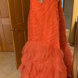 Luxury prime or fancy event dress