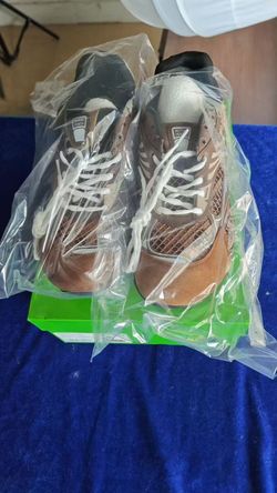Bottega Veneta Orbit Sneakers