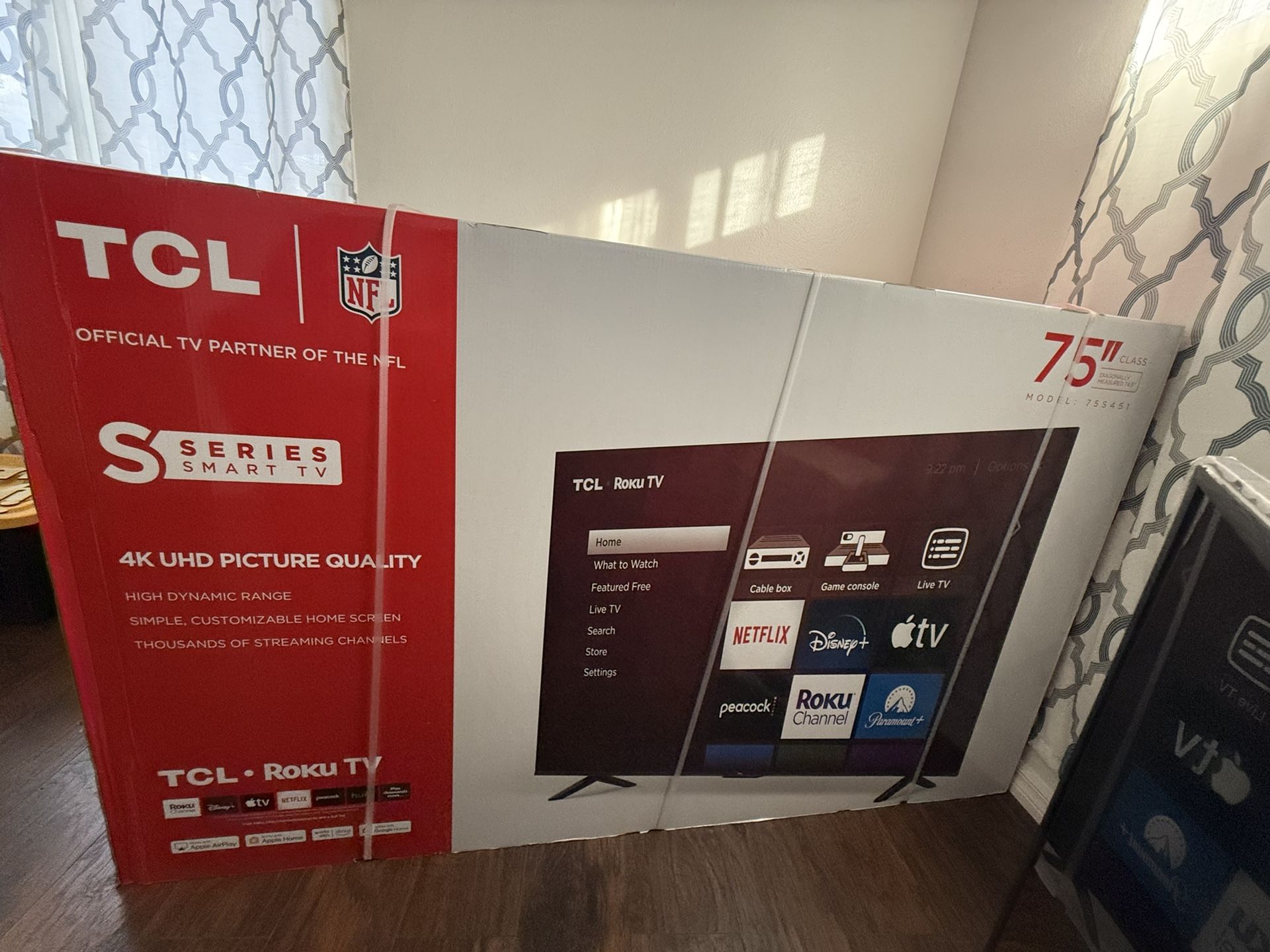 75in TCL Roku TV