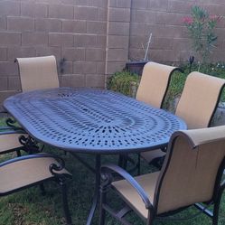 Cast Aluminum Patio Table And Chairs 