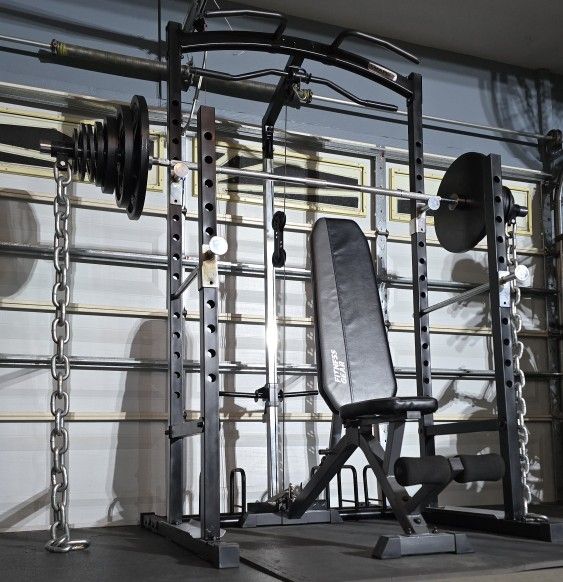 《FREE DELIVERY》SQUAT RACK + ADJUSTABLE BENCH + OLYMPIC WEIGHT PLATES + OLYMPIC BARBELL + WEIGHT TREE + FLOOR MATS