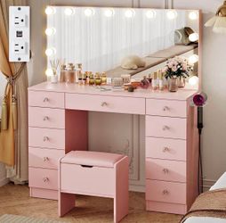 Pink Vanity Table Set with Lighted Hollywood Mirror