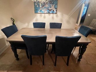 Dining Table with 6 Upholstered Chairs