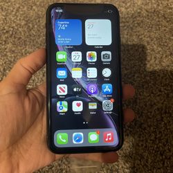 iPhone XR - 64 GB - Unlocked For Worldwide Use 
